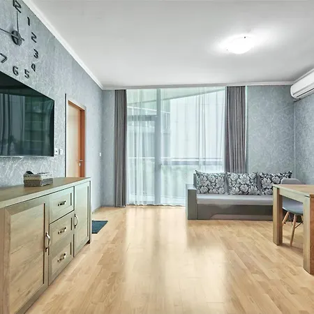 Paradise Apartment Primorsko