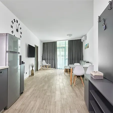 Paradise 普里莫尔斯科